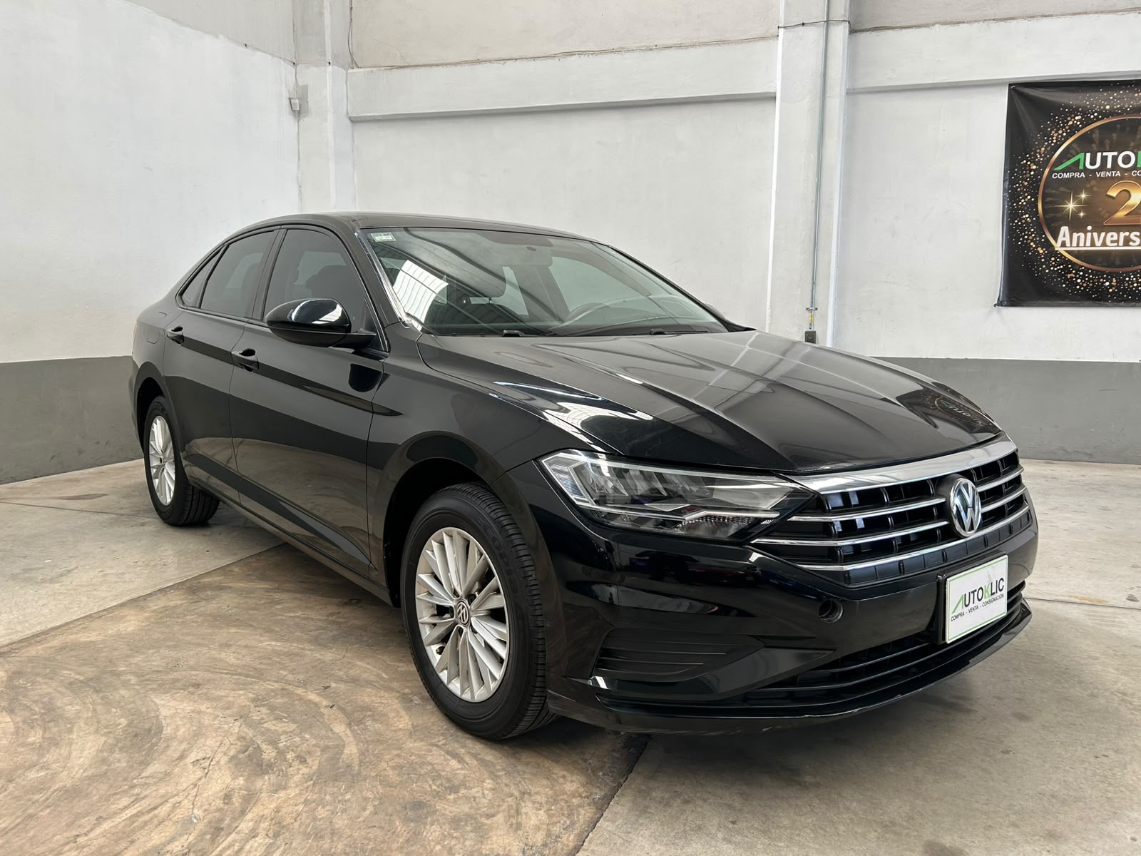VOLKSWAGEN JETTA 2019 1