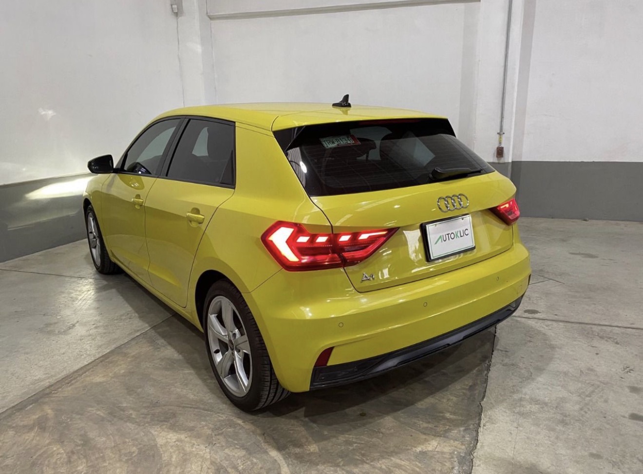 AUDI A1 2023 1