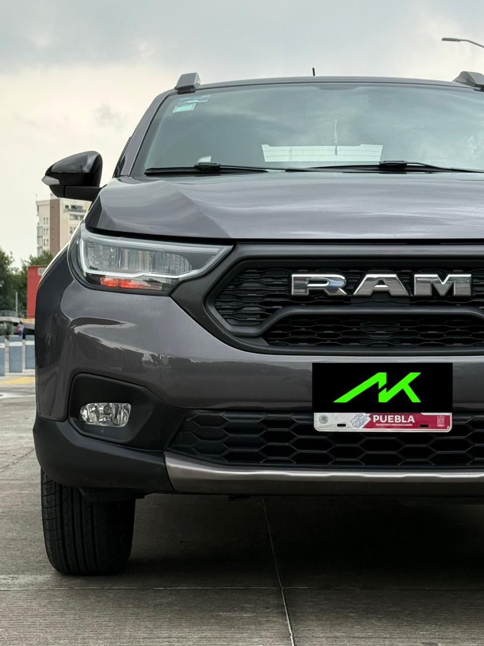 RAM LARAMIE 2023 1