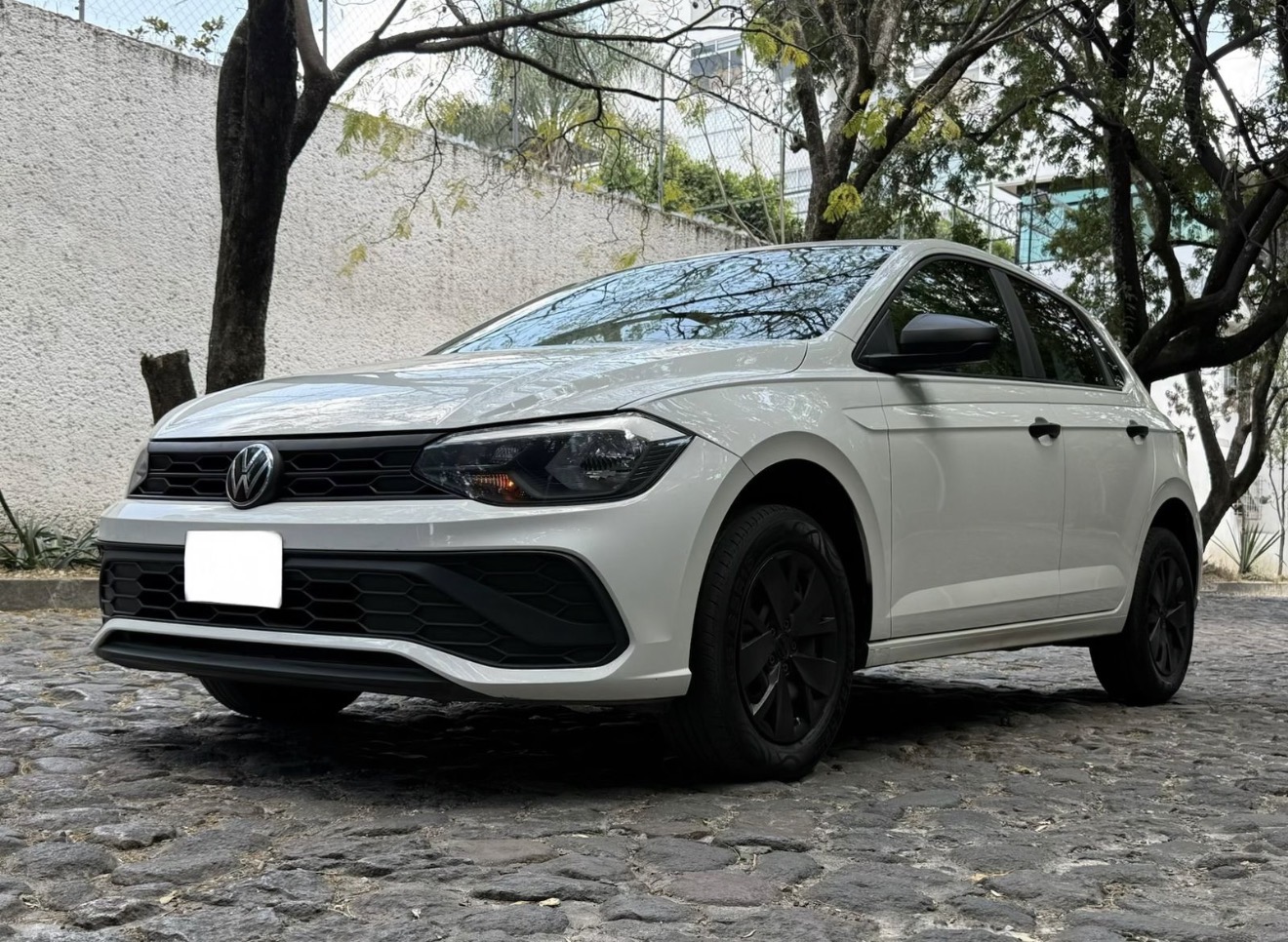 VOLSKWAGEN POLO 2024 1